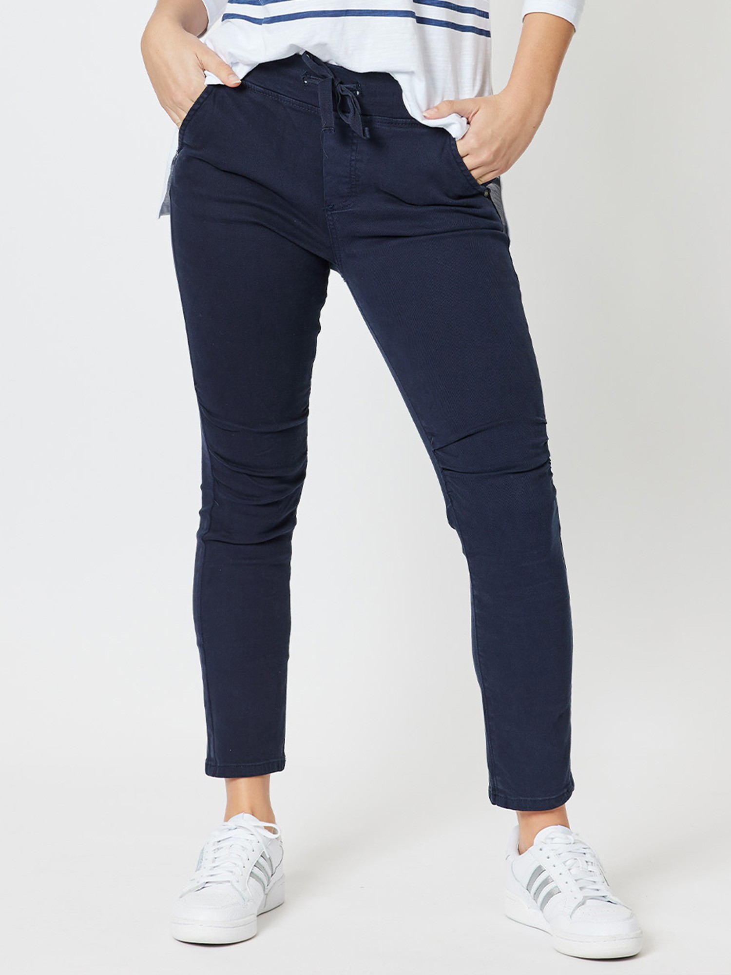 Stretch Denim Jogger Jean