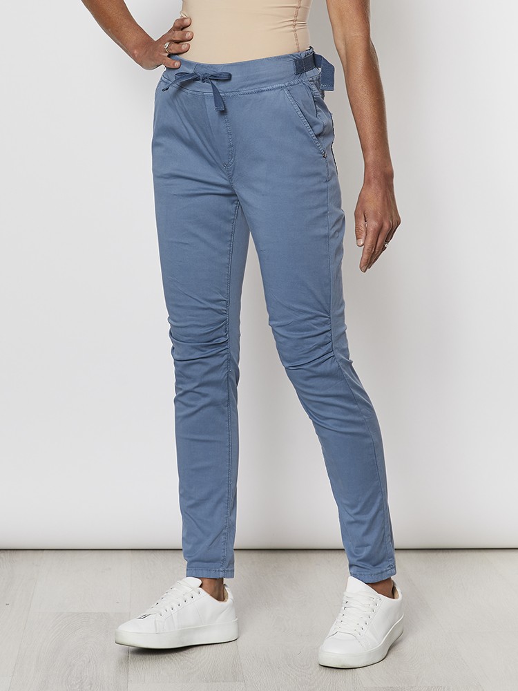 Lightweight Jogger Jean