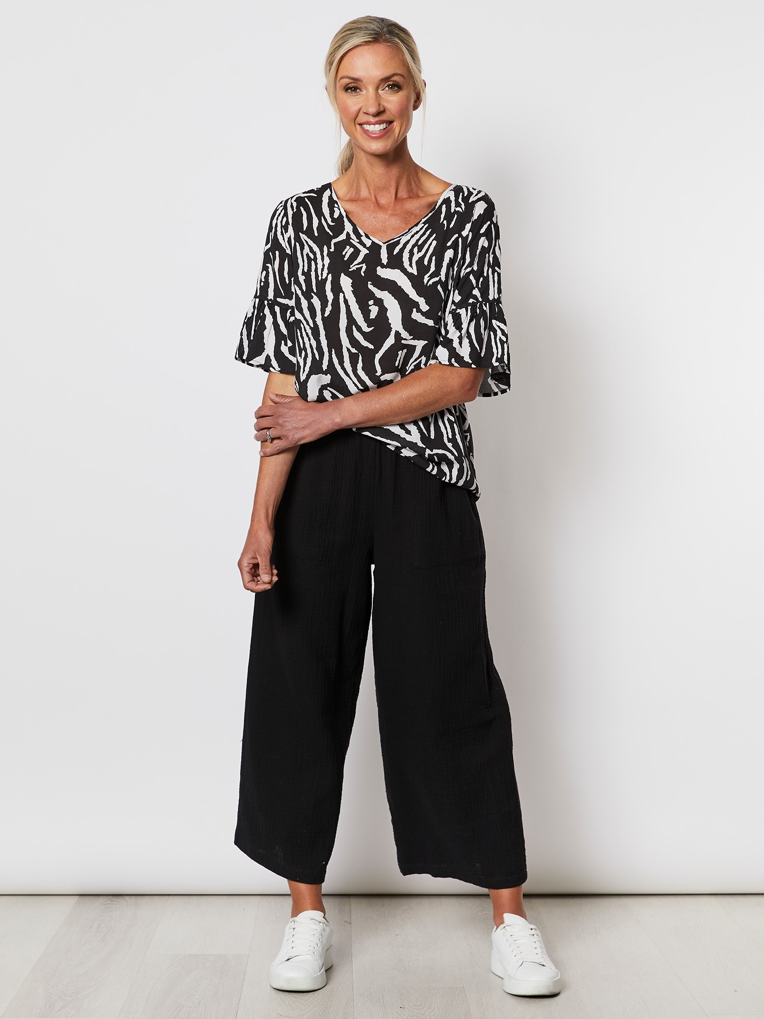 Textured Cotton Wide Leg Pant