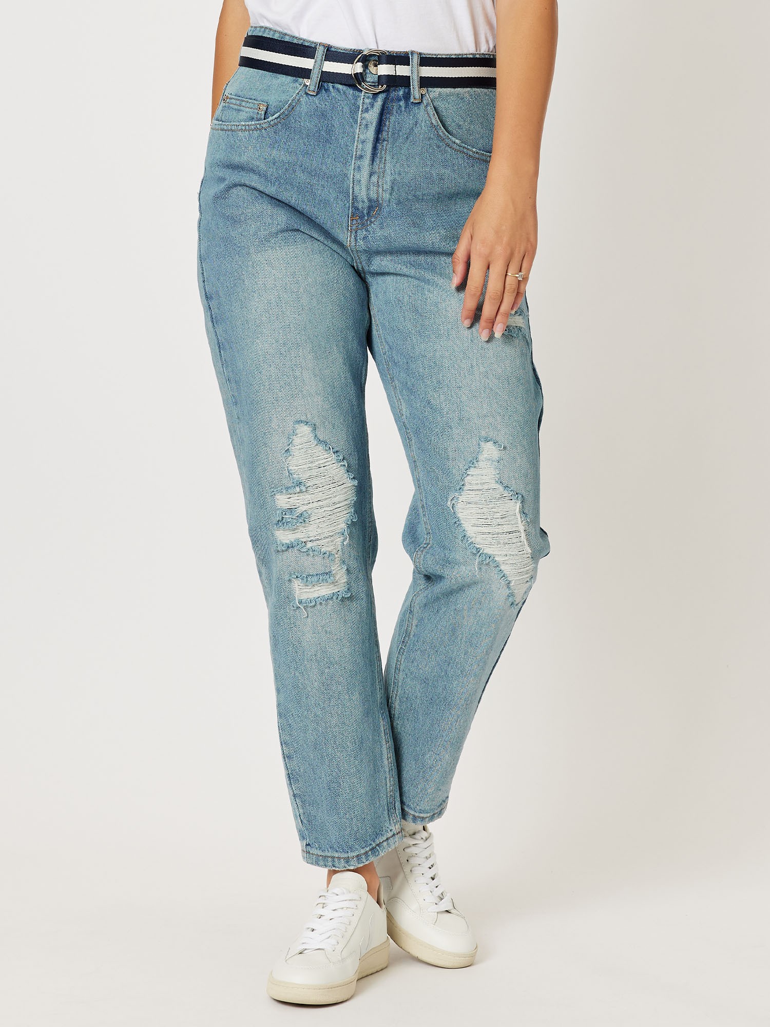 Ivy Ripped Mom Jean