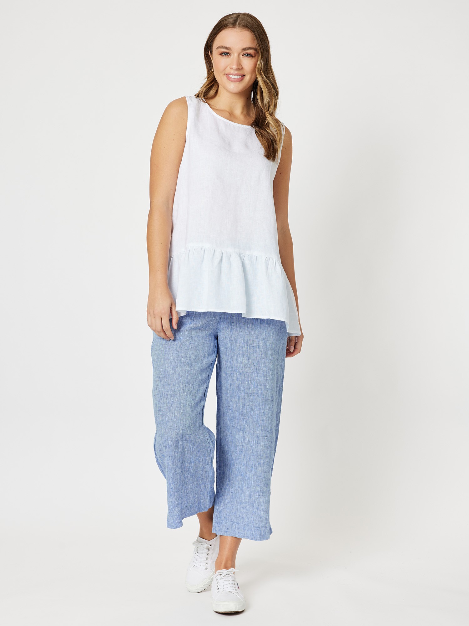 Button Detailed Wide Leg Linen Pant