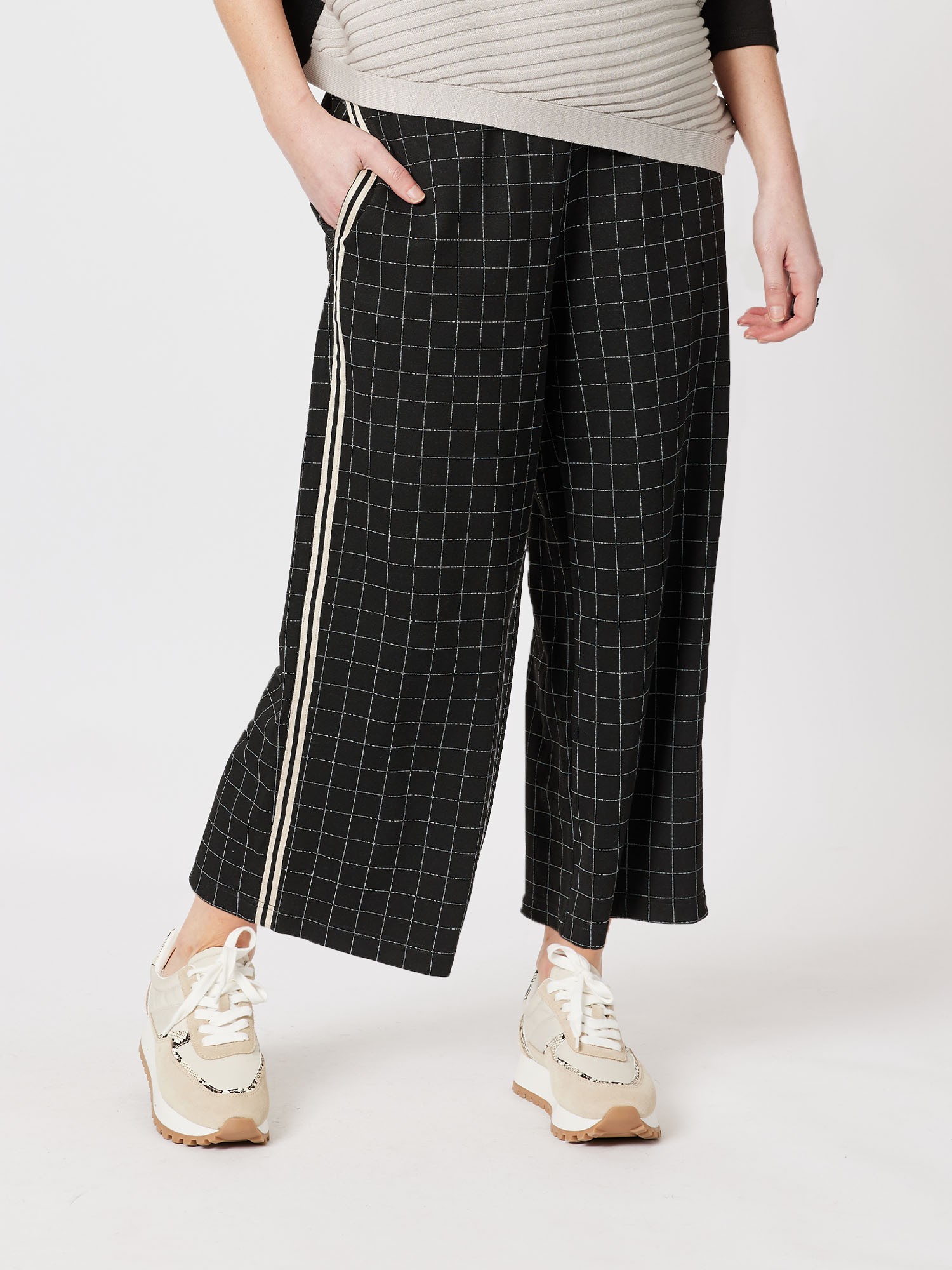 Derby Check Wide Leg Pant