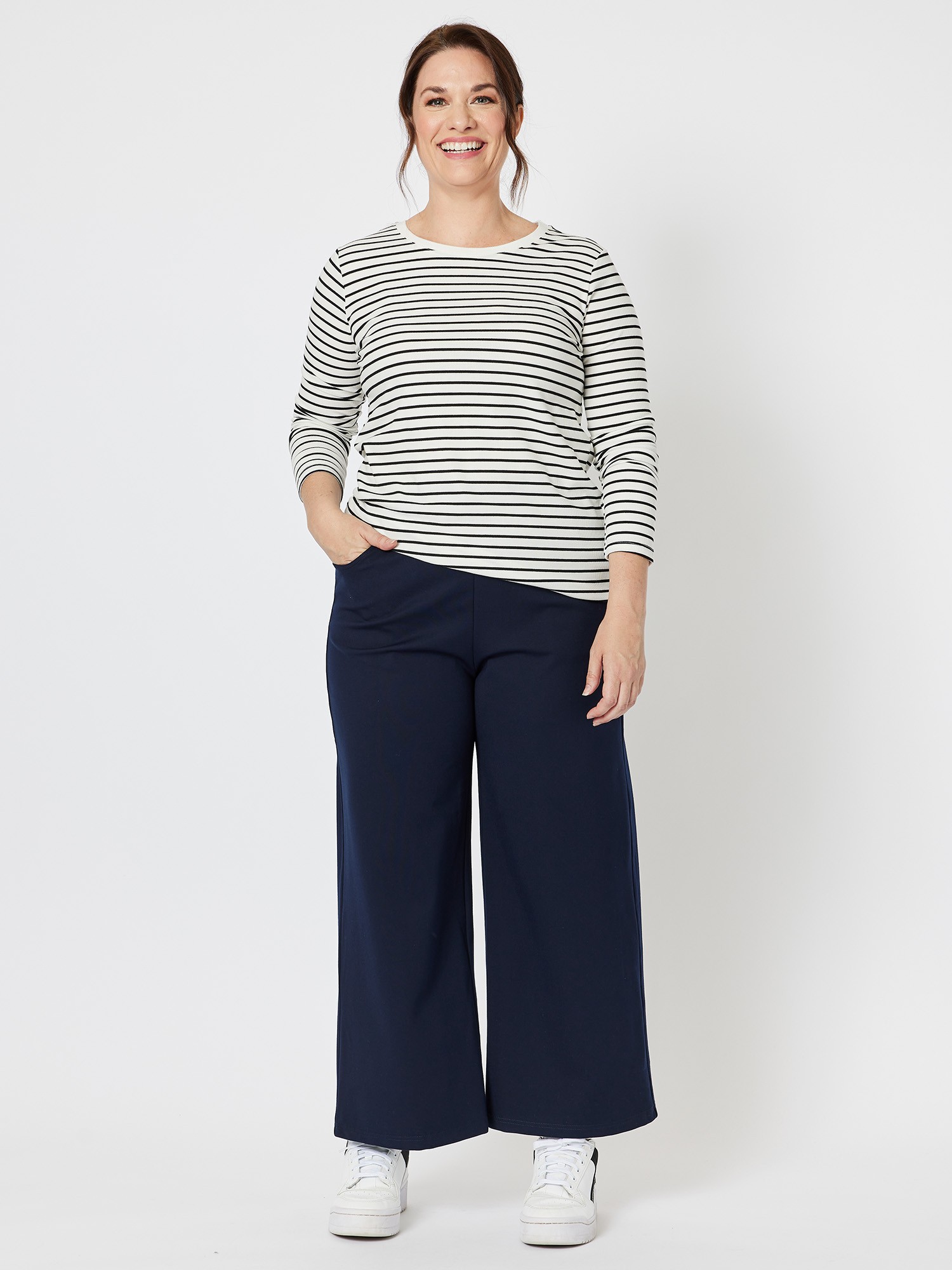 Kimmy Ponti Wide Leg Pant